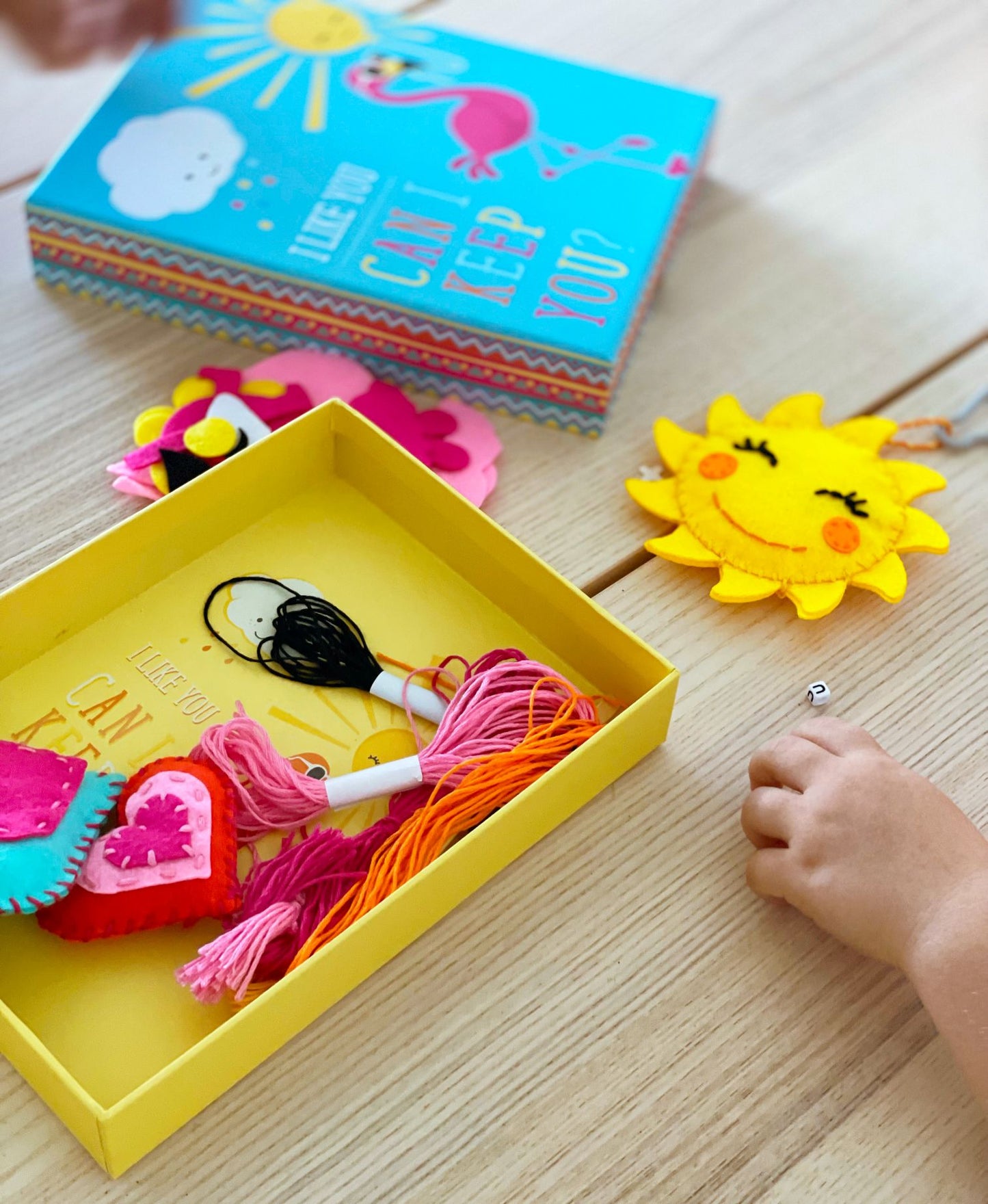 ערכת תפירה להכנת קישותיק  - BOX CanDIY - דוארט | DoArt