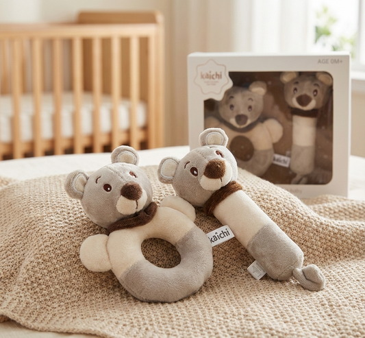 מארז 2 בובות רעשן רכות – דובים KAICHI - דוארט | DoArt