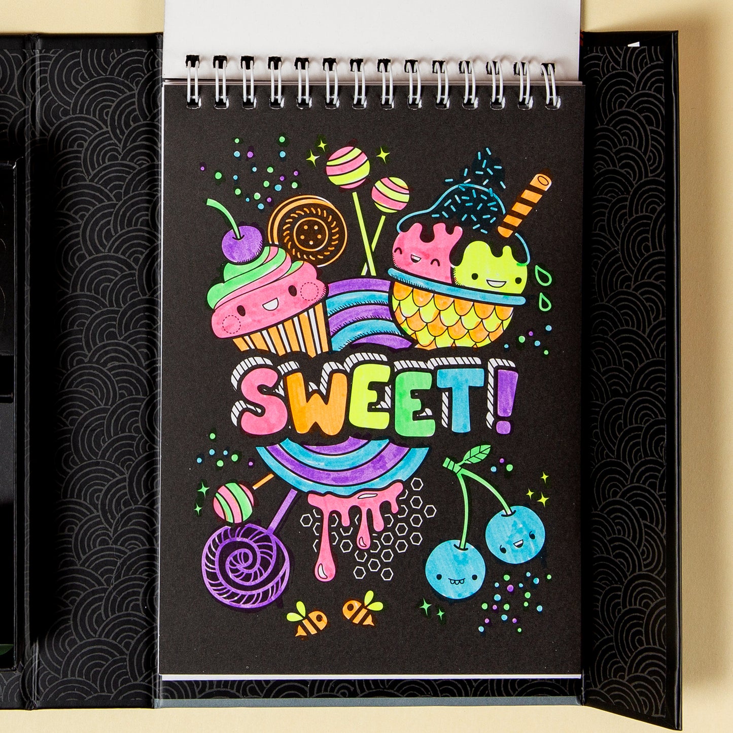 סט צביעה ניאון - חברים Tiger Tribe - דוארט | DoArt