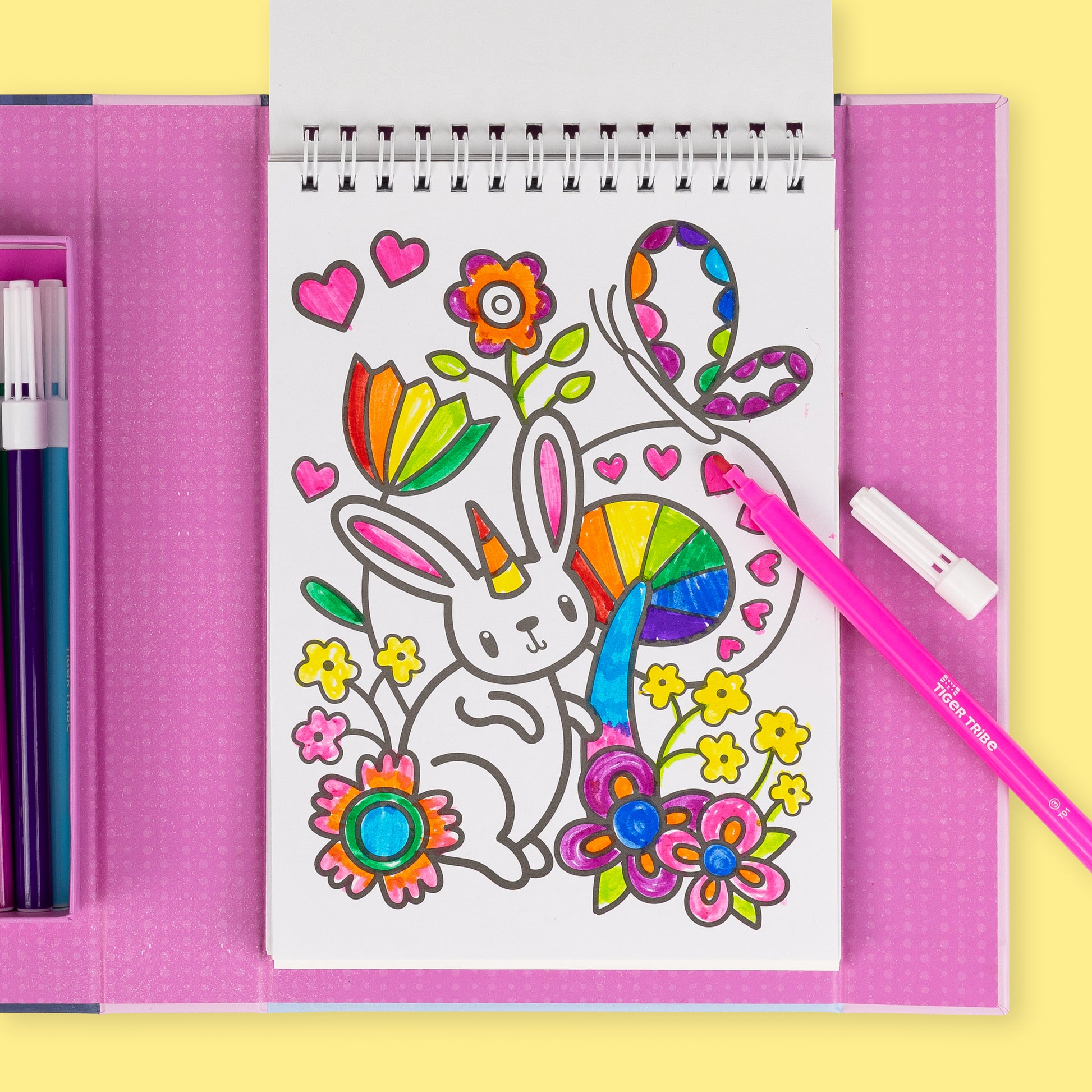 סט צביעה - יצורים קסומים Tiger Tribe - דוארט | DoArt