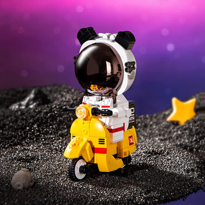 אבני בנייה - אסטרונאוט על אופנוע Sluban - דוארט | DoArt