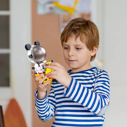 אבני בנייה - אסטרונאוט על אופנוע Sluban - דוארט | DoArt