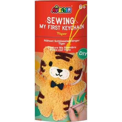 ערכה לתפירת בובת קישותיק - נמר (15 סמ) AVENIR - דוארט | DoArt