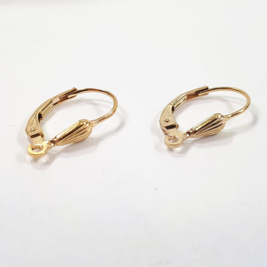 2 זוגות עגילי D מעוטרים בדוגמת צדף GOLDFILD - דוארט | DoArt